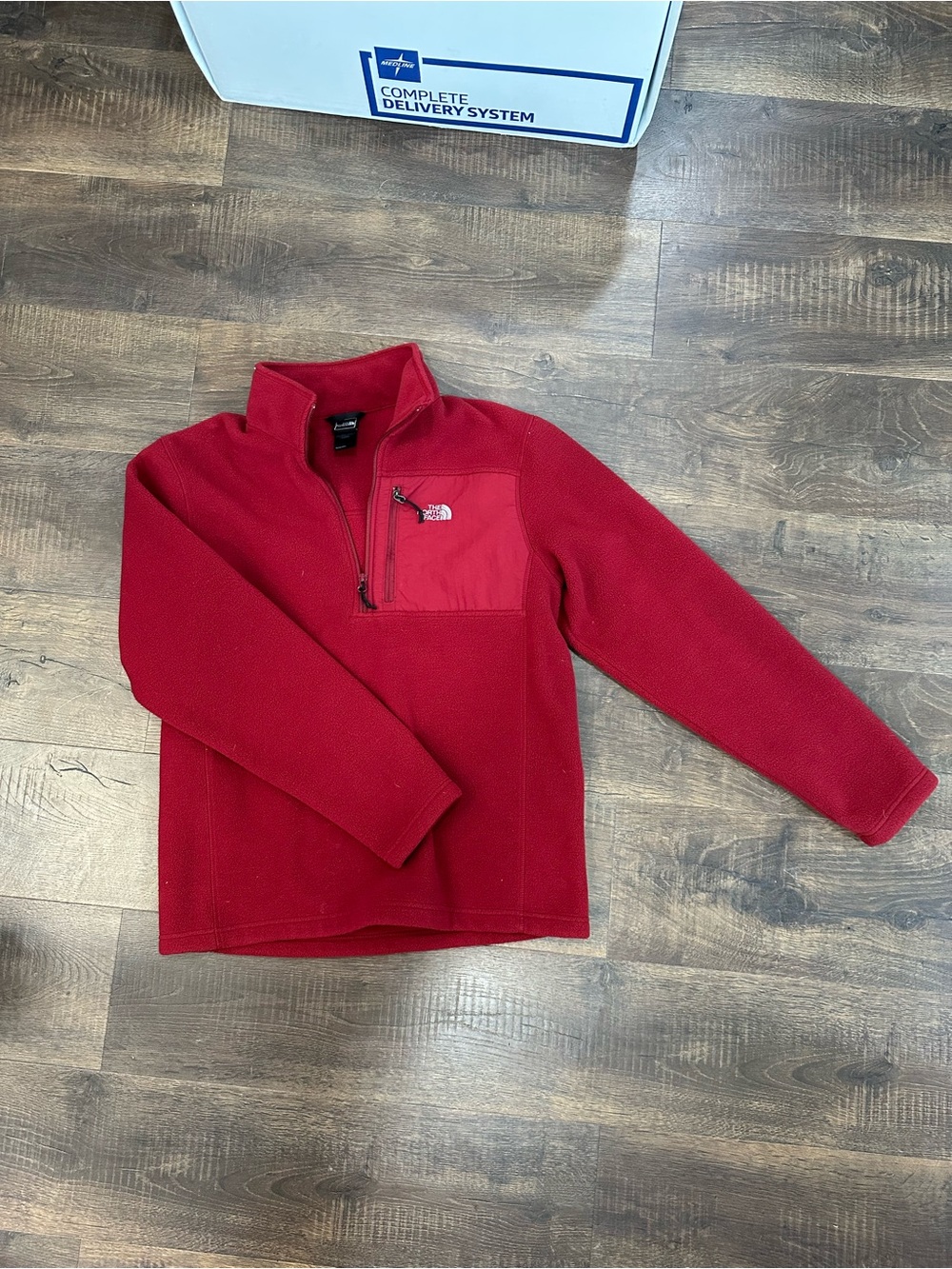 The North Face Men’s M Red Fleece 1/4 Zip Pullover Chest Pocket